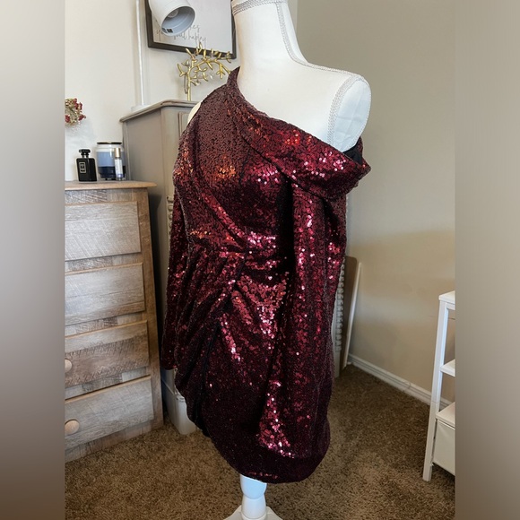 One Shoulder Sequin Formal Dress - Picture 2 of 6